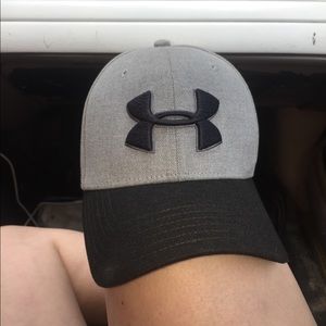 Under Armour hat (New)
